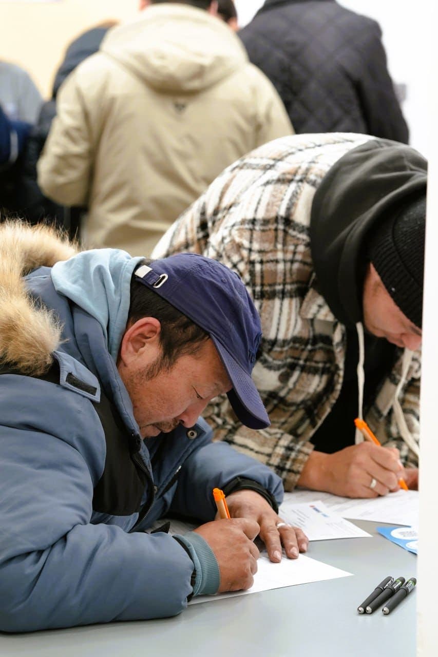СЭЛБЭ ДЭД ТӨВ ТӨСЛИЙН ХҮРЭЭНД “АЖИЛД УРЬЖ БАЙНА” НЭЭЛТТЭЙ ӨДӨРЛӨГ АМЖИЛТТАЙ БОЛЛОО 4
