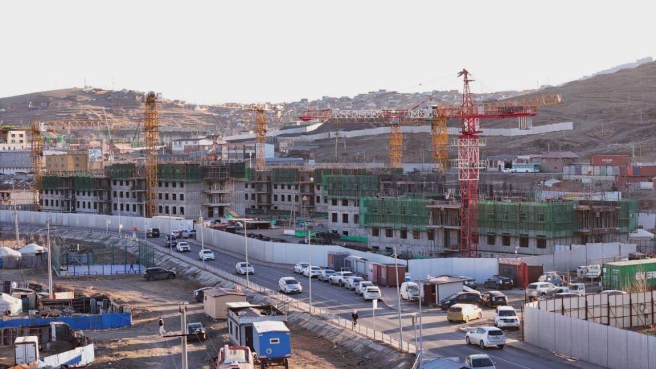 УЛААНБААТАРЫН ШИНЭ ӨНГӨ ТӨРХ, АМЬДРАЛЫН ШИНЭ СТАНДАРТ 4